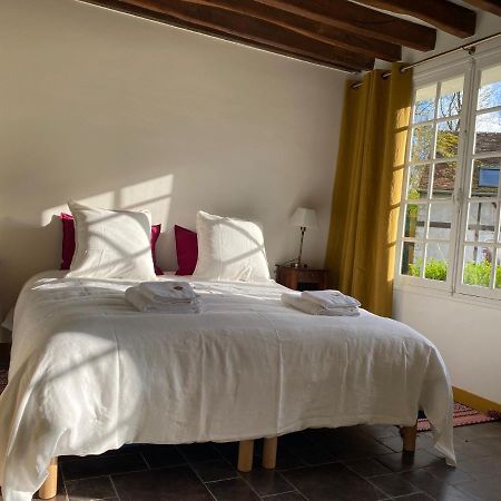 Une Vie En Rose Pressagny-lʼOrgeuilleux Dış mekan fotoğraf