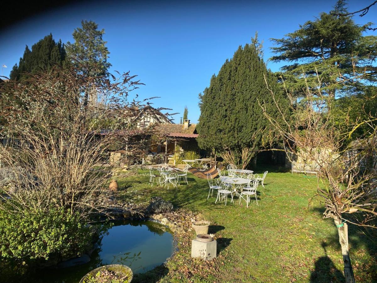 Une Vie En Rose Pressagny-lʼOrgeuilleux Dış mekan fotoğraf